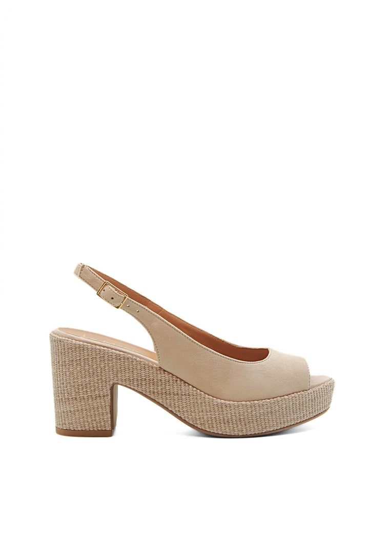 Sandalo modello slingback spuntato 1698
